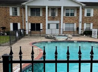 7217 Beechnut St APT D, Houston, TX 77074