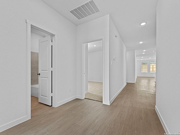 2nd image of 3808 Northaven