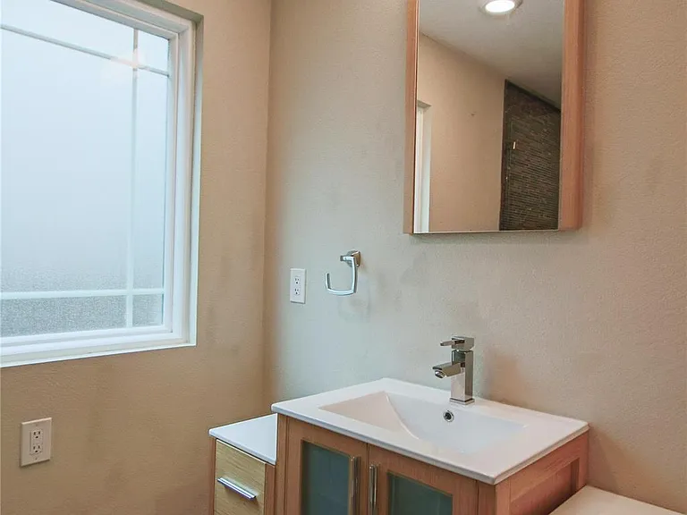 1109 Traci Michelle Dr — Photo 16