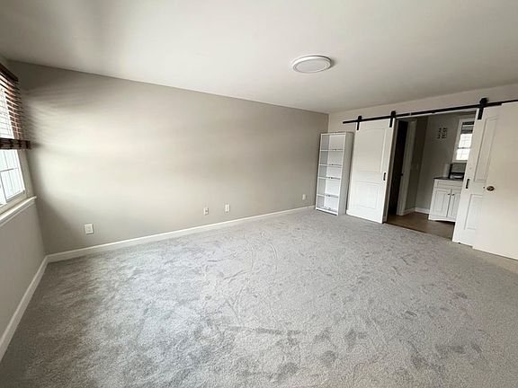 5th image of 21141 E Glen Haven Cir #Na