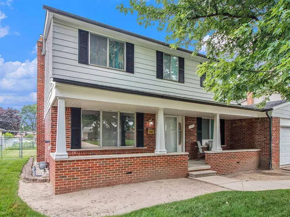 11447 Canterbury Dr, Sterling Heights, MI 48312
