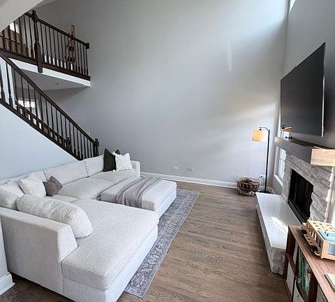 3rd image of 541 Goodwin Dr