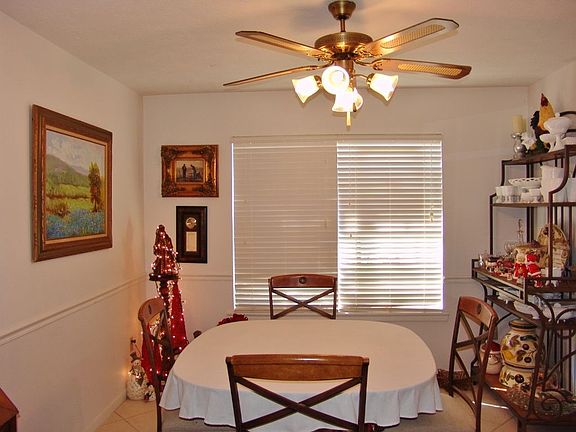 5th image of 1622 McVey Ln