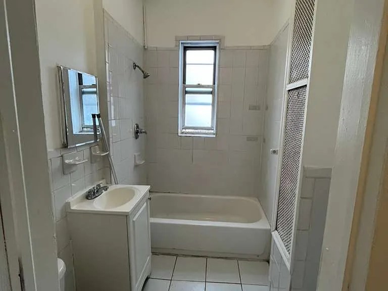 154 Belmont Ave #105 — Photo 26
