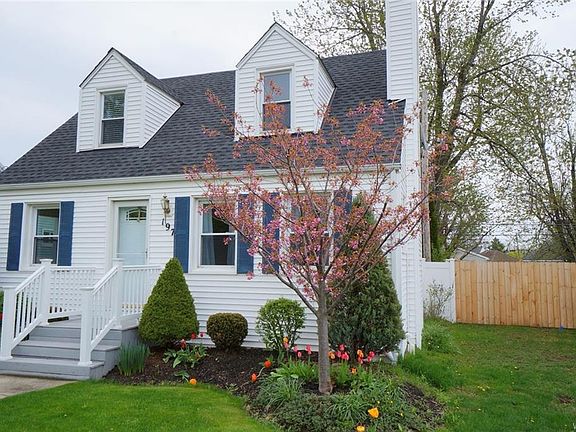 3rd image of 197 Hillcrest Dr