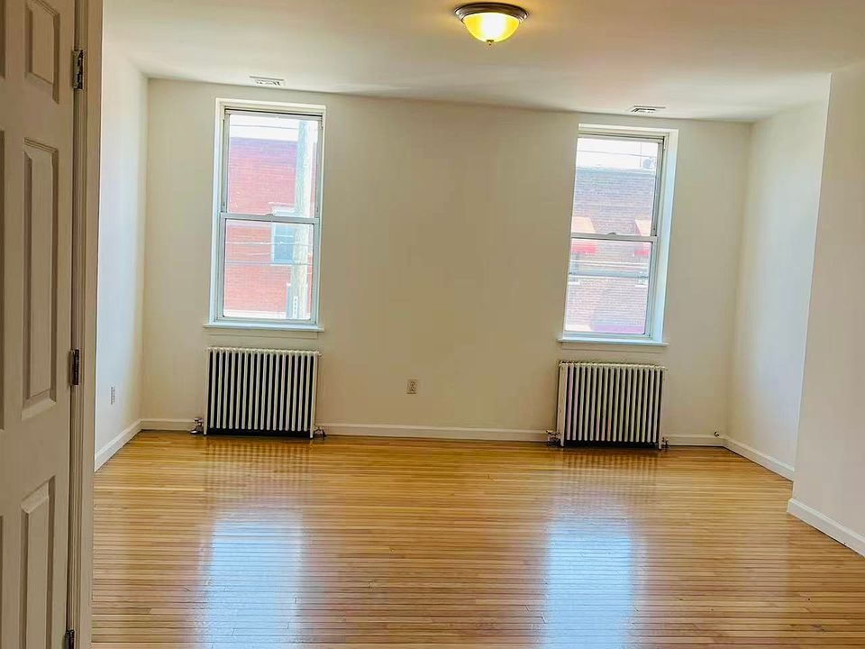 1st image of 2340 S 10th St Floor 2