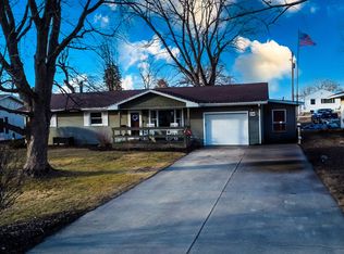 708 E Sycamore St, Watseka, IL 60970