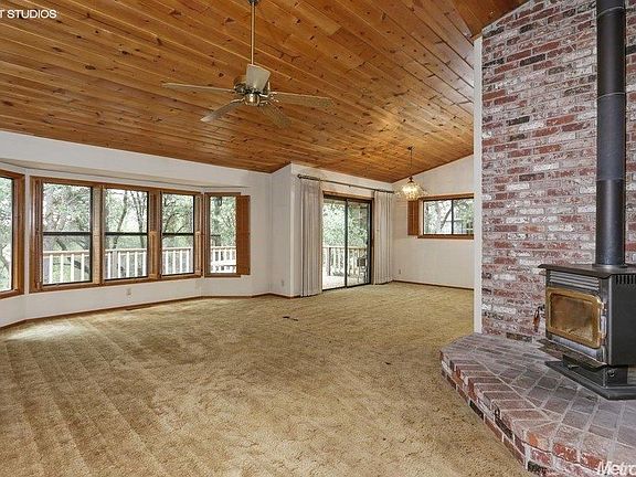 2nd image of 23068 Cypress Point Way