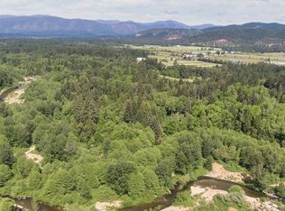 456 Garner Rd, Cave Junction, OR 97523