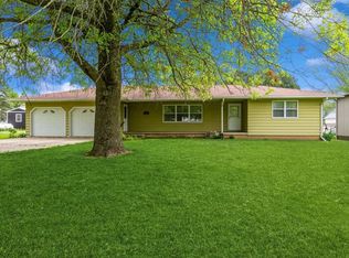 101 2nd St, Onslow, IA 52321