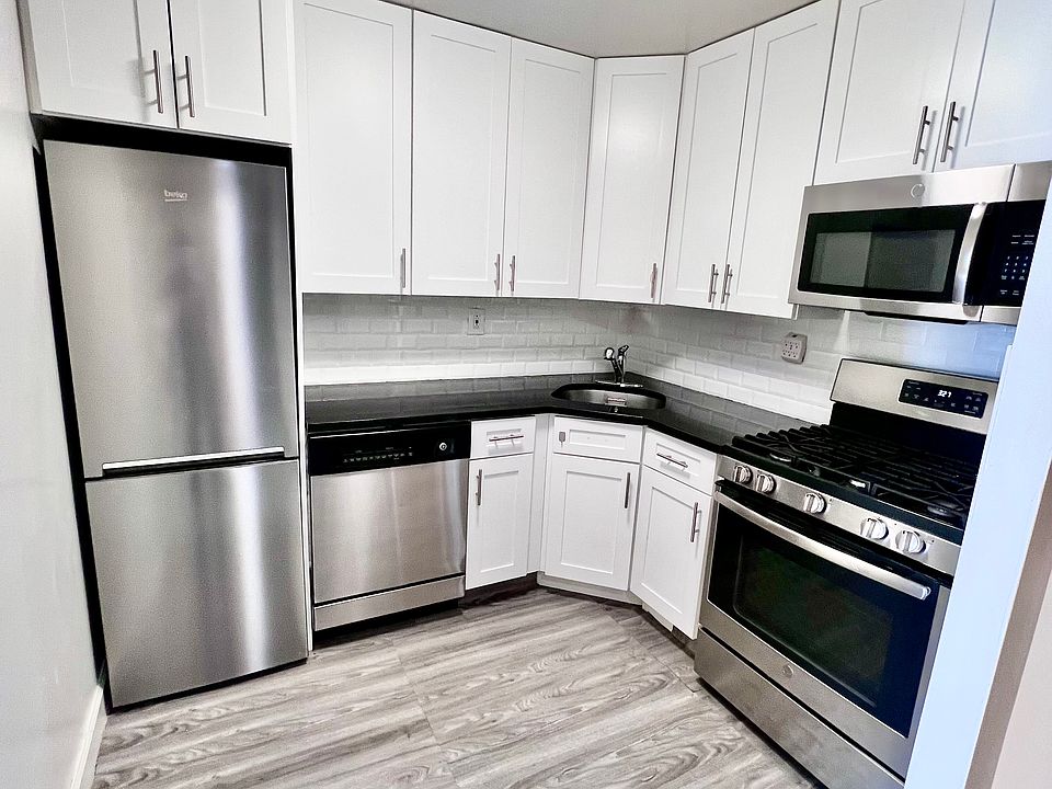 1st image of 14016 34th Ave APT 704