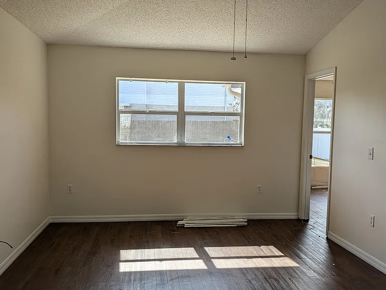 2791 Summerfield St — Photo 9