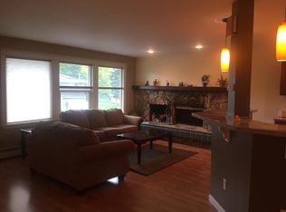 9344 Strathmore Dr, Anchorage, AK 99502