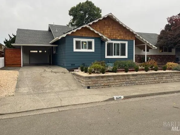 639 Green Way, Santa Rosa, CA 95404