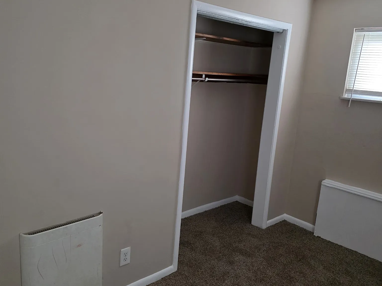 2568 Westwood Northern Boulevard - 3 — Photo 3