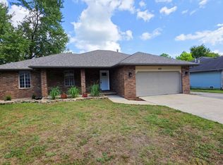 452 S Dove Valley Ave, Springfield, MO 65802