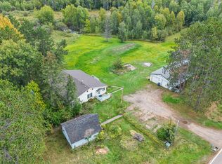 5063 Henriette Rd, Grasston, MN 55030