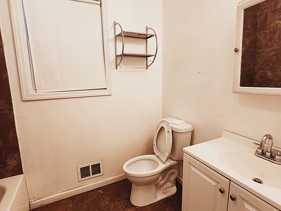 3rd image of 166 Wilkinson Ave #1C