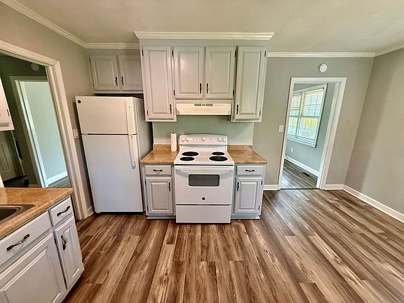 5th image of 1416 Beech Dr