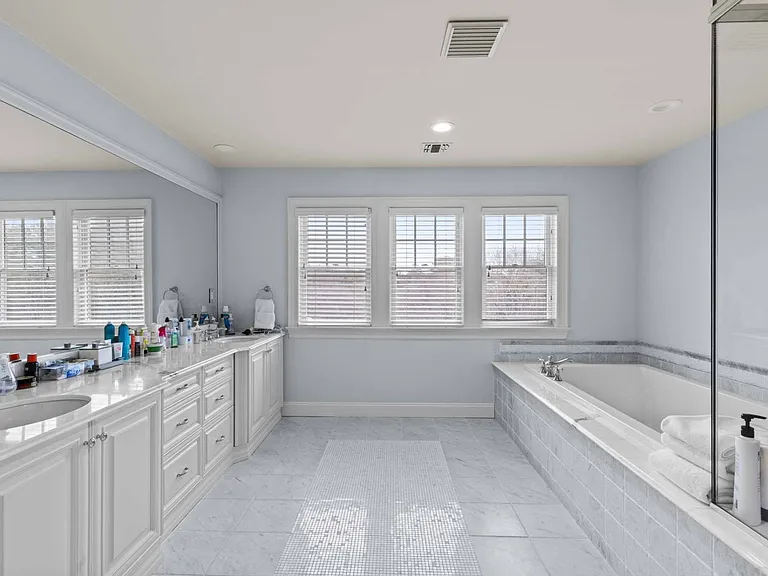 10 Parrish Pond Ln — Photo 21
