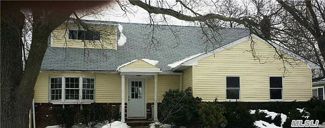1st image of 561 Alwick Ave