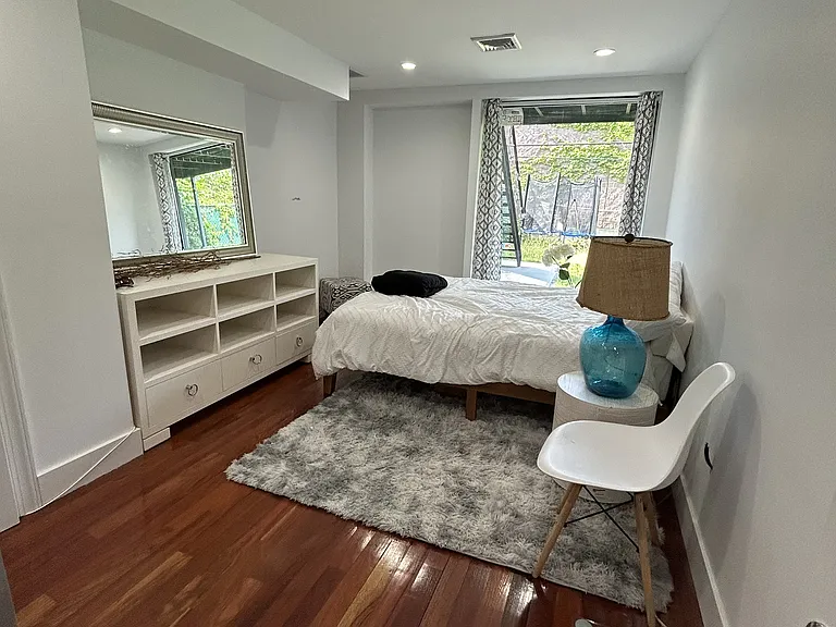 2077 Pacific St #GARDEN — Photo 4