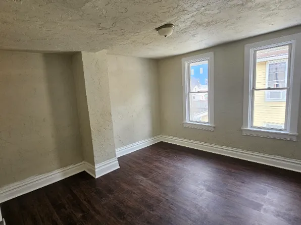 1105 1st Ave, Brackenridge, PA 15014