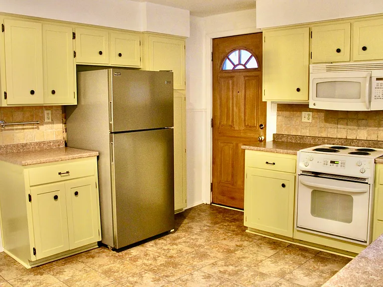 Large kitchen