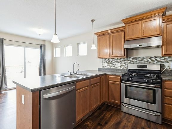5th image of 726 82nd St