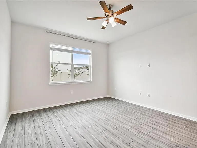 13144 Peachleaf Ave — Photo 15