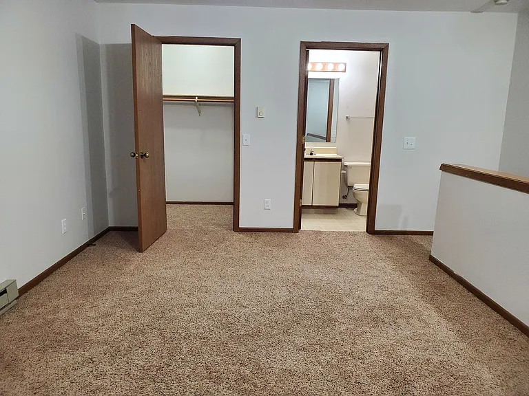 Orchard Village Apartments — Photo 243