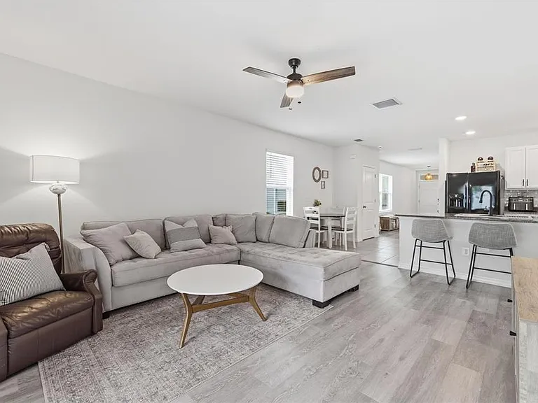 16163 Silent Sands Ln — Photo 12