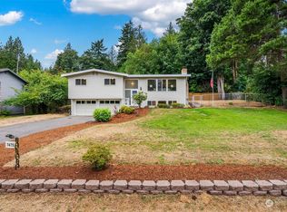 7475 Navajo Trl NE, Bremerton, WA 98311