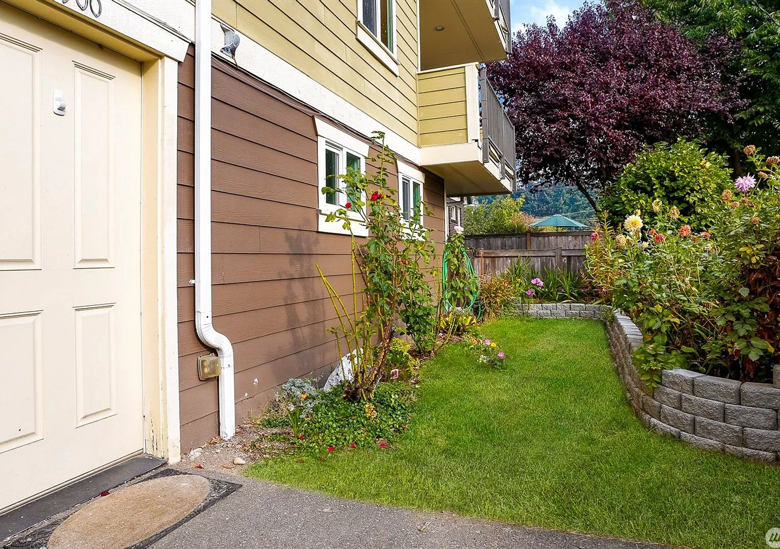 3Bd/2.5Ba Seattle Townhome — Photo 2