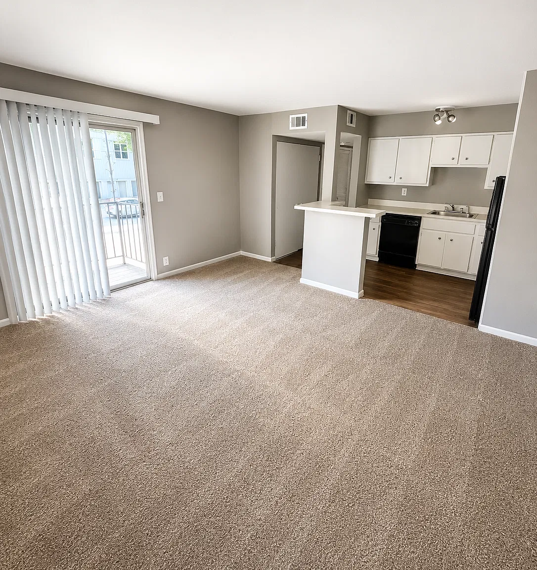 1 bed, 700 sqft, $649 — Photo 1