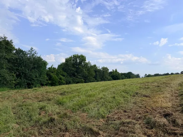 1665 Cosby Hwy, Newport, TN 37821