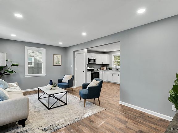 2nd image of 906 Dogwood Dr