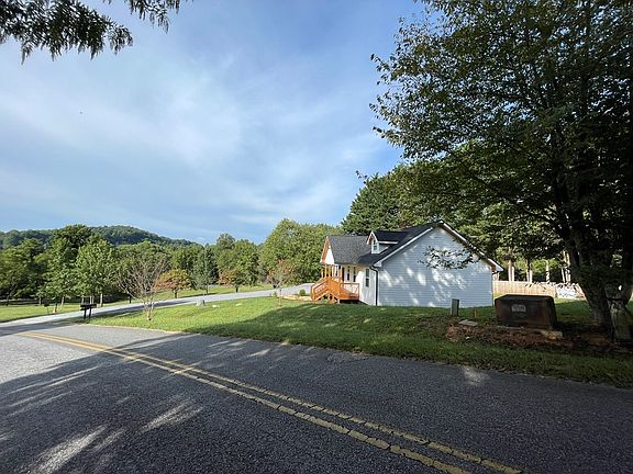 3rd image of LOT 20 Chatuge Hills Dr