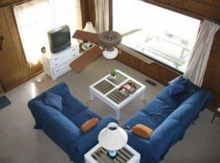 1623 E Beach Dr, Oak Island, NC 28465