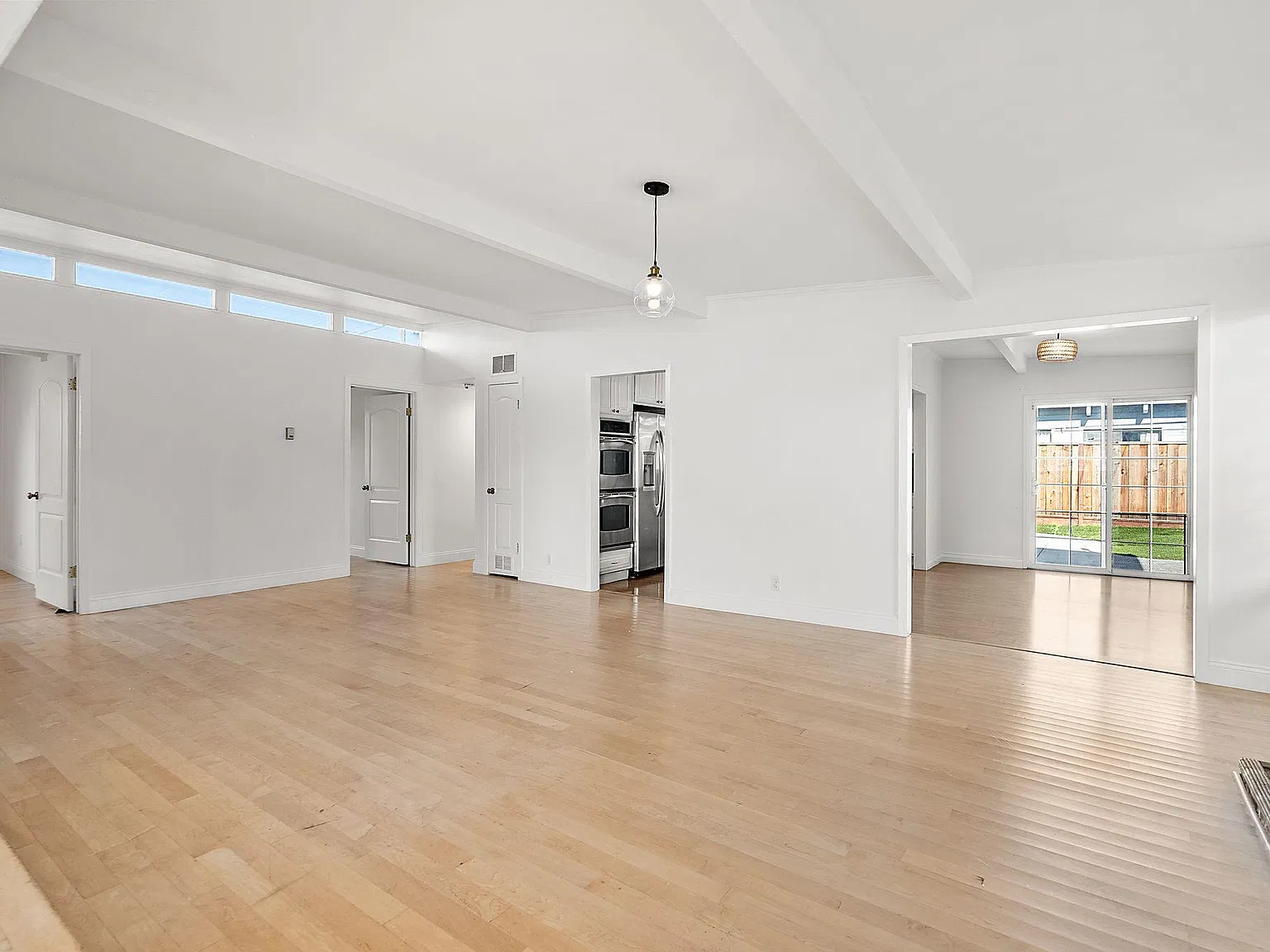 3 bed, 1700 sqft, $6,200 — Photo 2