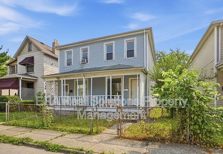 150 S Cypress Ave — Photo 9
