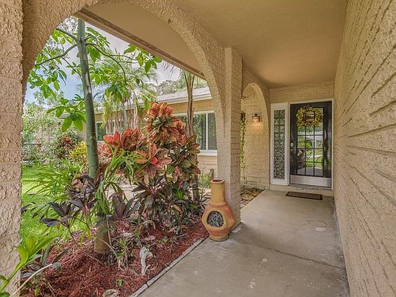 2nd image of 1418 Garden Ave
