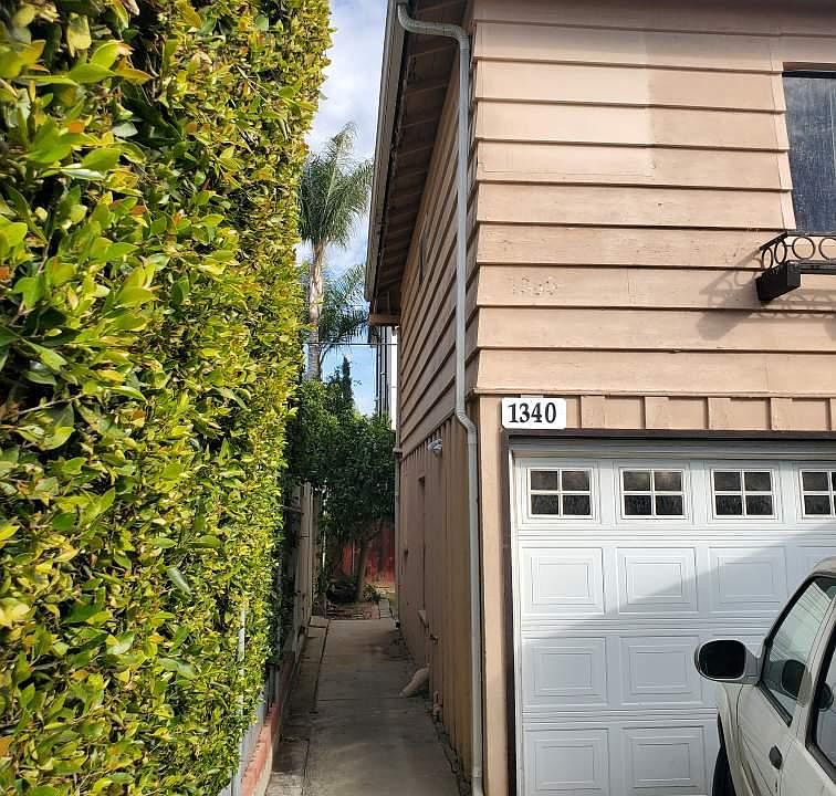 1st image of 1338 N Alexandria Ave #2