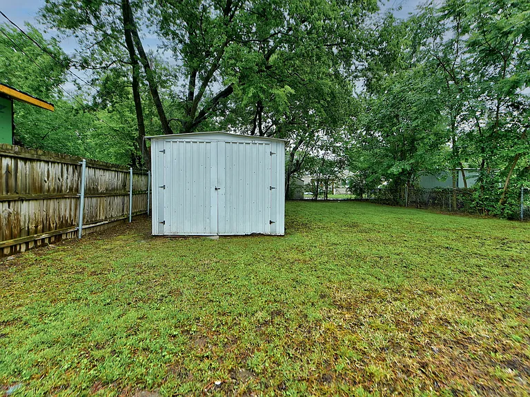 1005 W Eufaula St — Photo 24
