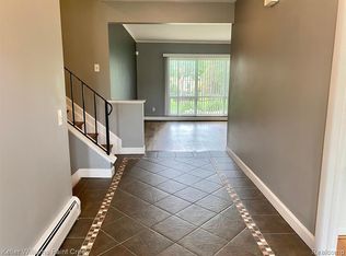 3625 Estates Dr, Troy, MI 48084