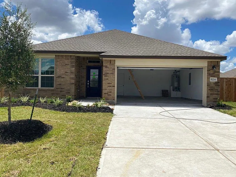5224 Pine Pass Dr — Photo 2