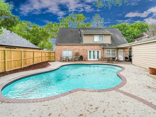 15214 El Padre Dr, Houston, TX 77083