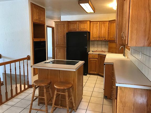 Kitchen with stove island