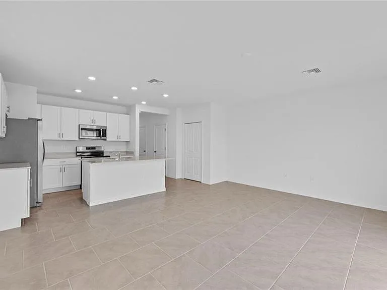 4208 Caterina Ct — Photo 4