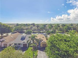 10032 SW 223rd Ter, Cutler Bay, FL 33190